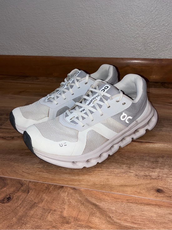 On Running Shoes - On Cloud Runner 2 Women’s Sneakers, white - size 6